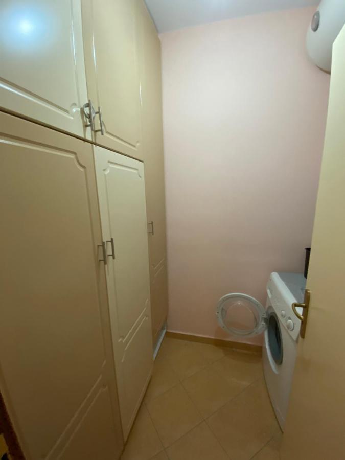 Noar Apartment Sarande Bagian luar foto