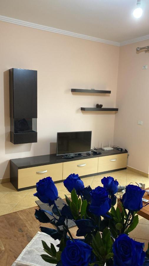 Noar Apartment Sarande Bagian luar foto